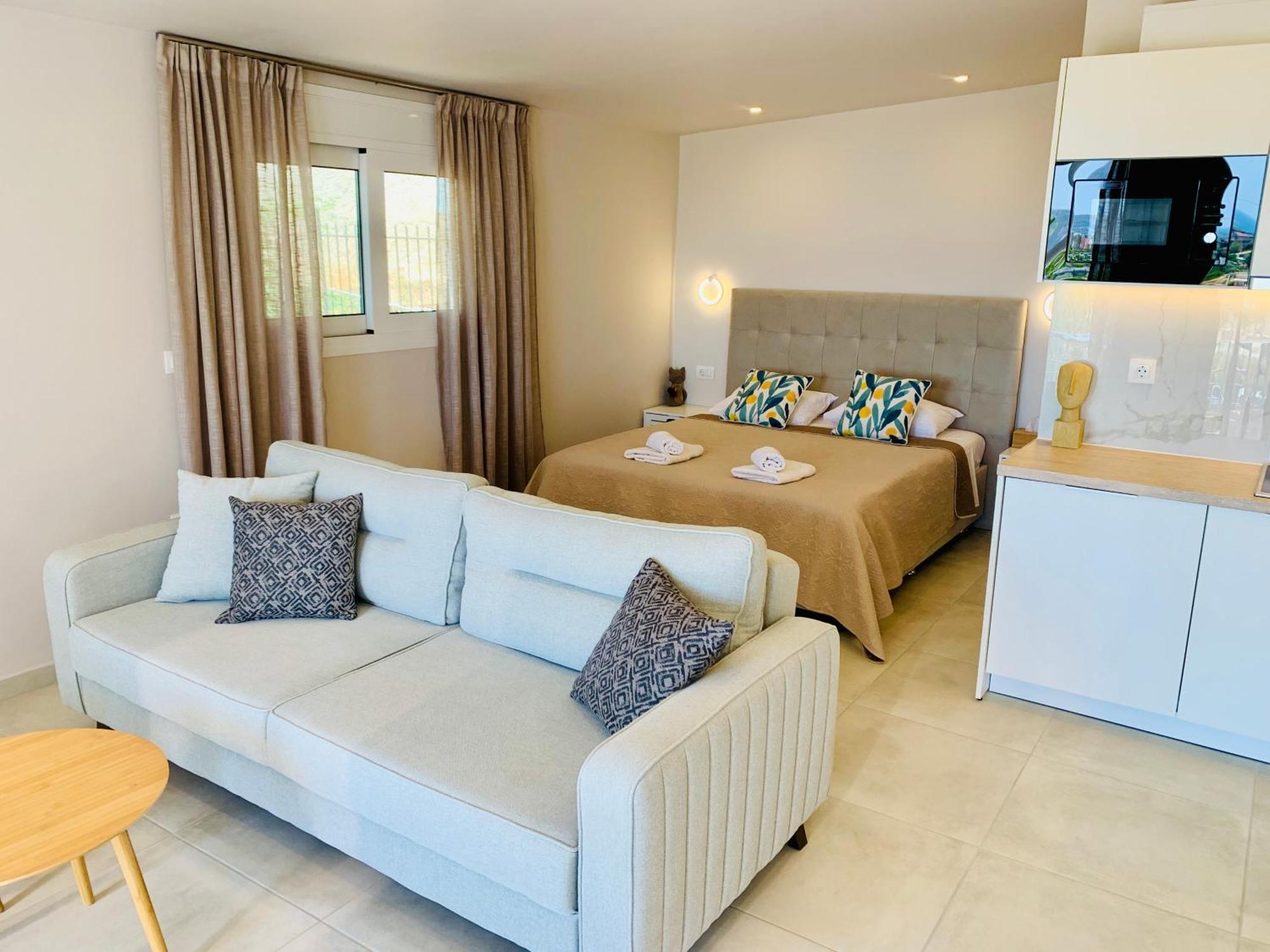 Thelfi Luxury Studio In Attica - Close To Varkiza Beach - Sea View Vári 外观 照片