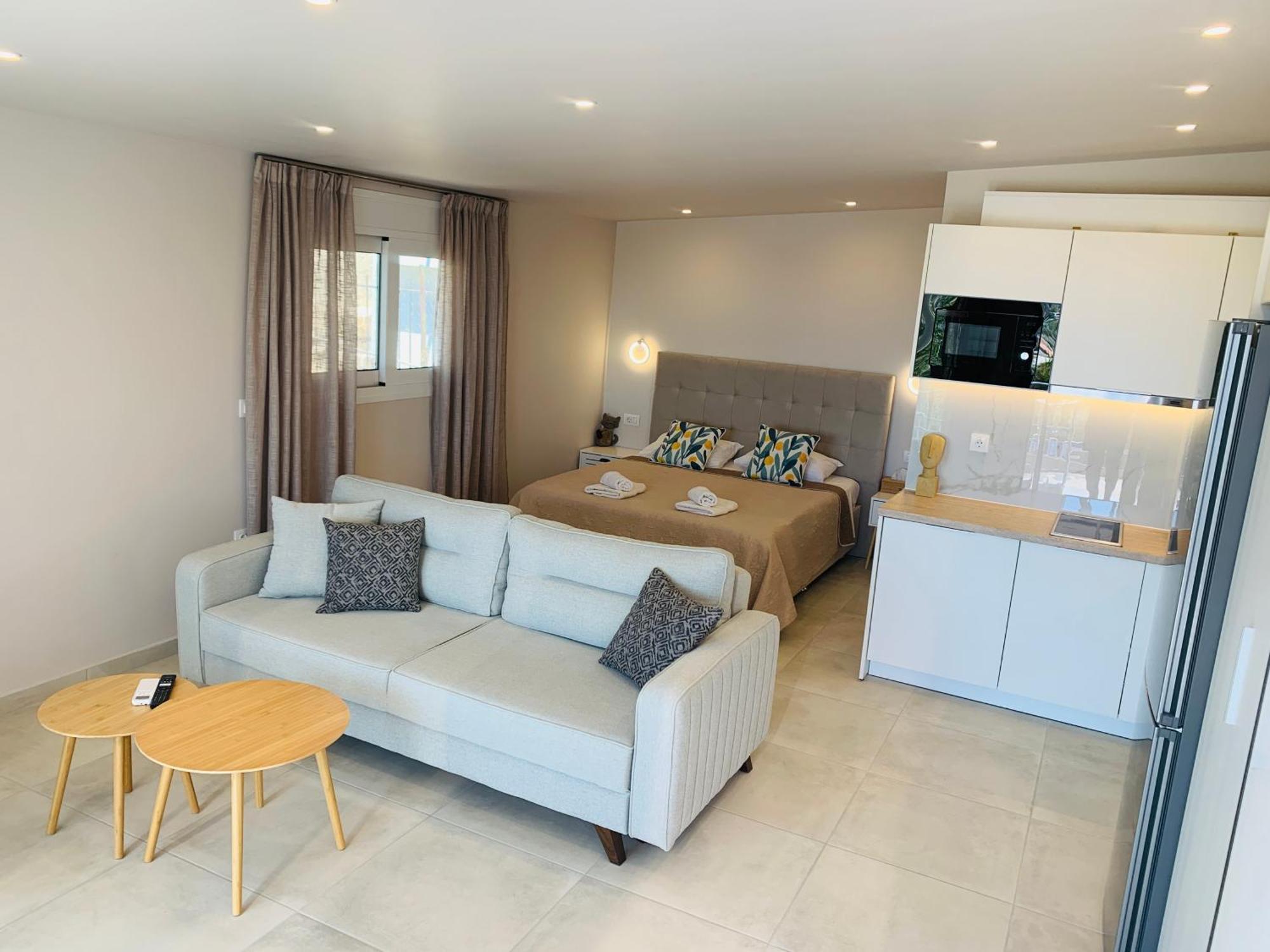 Thelfi Luxury Studio In Attica - Close To Varkiza Beach - Sea View Vári 外观 照片